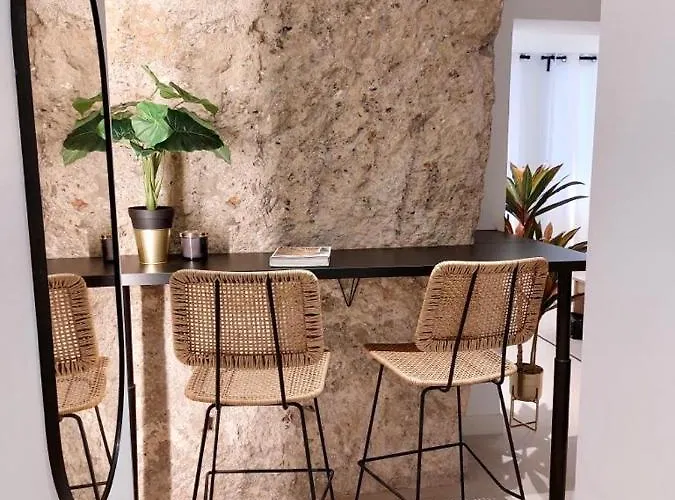 Helearon Apartment