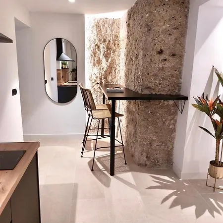 Apartment Helearon